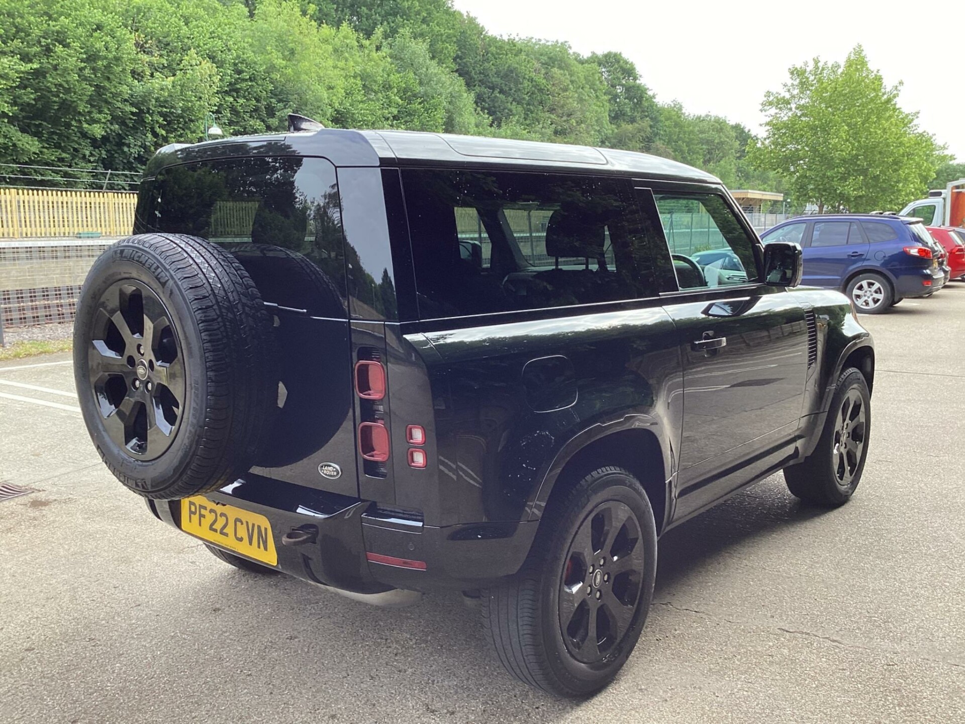 Land Rover 90