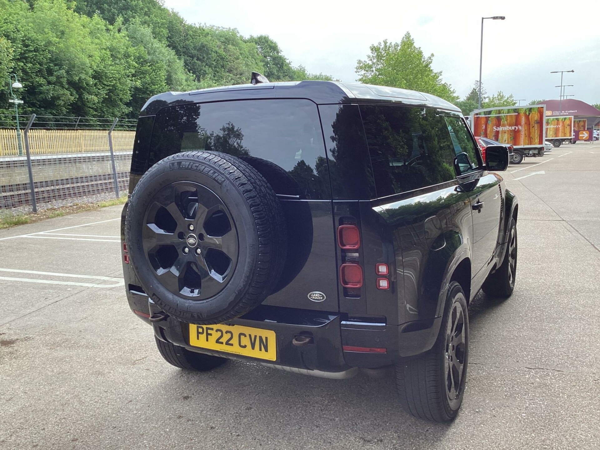 Land Rover 90