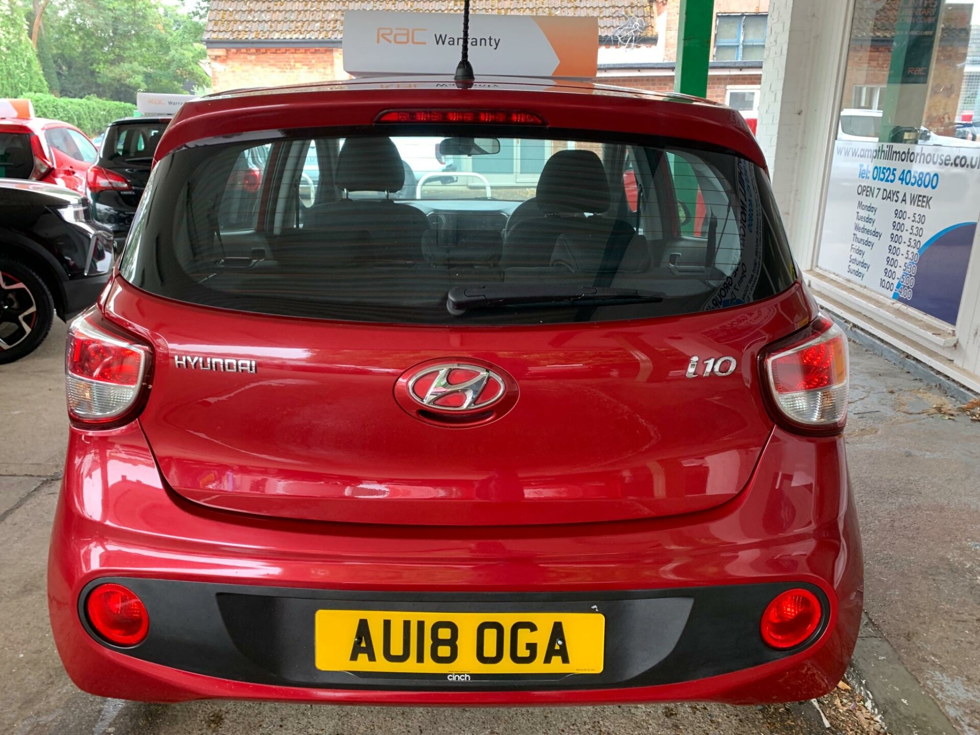 Hyundai i10