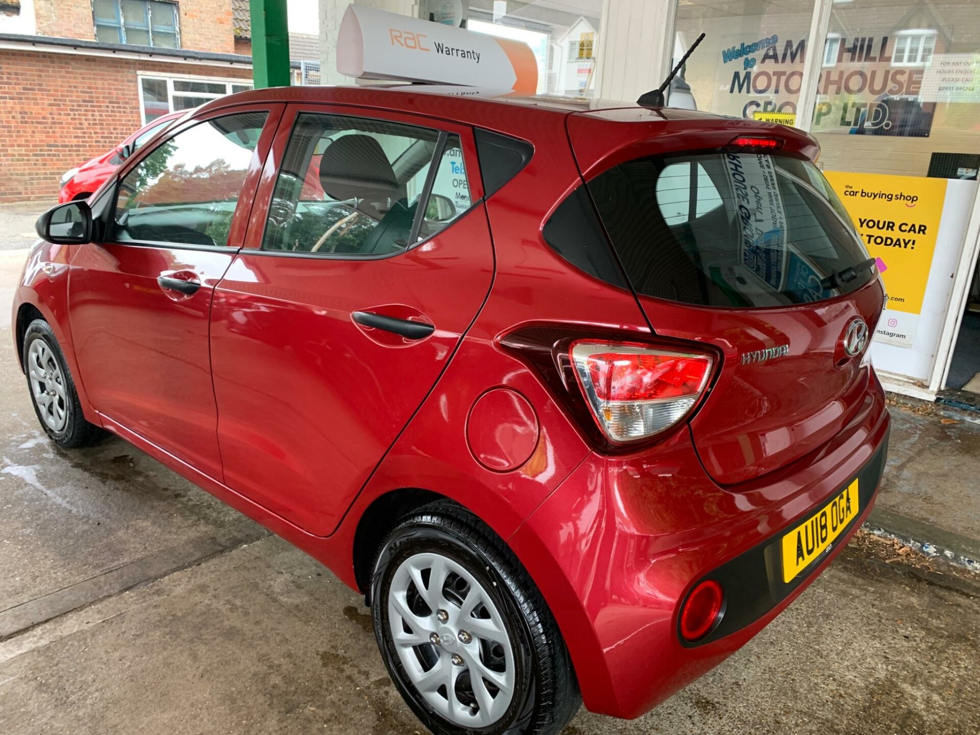 Hyundai i10
