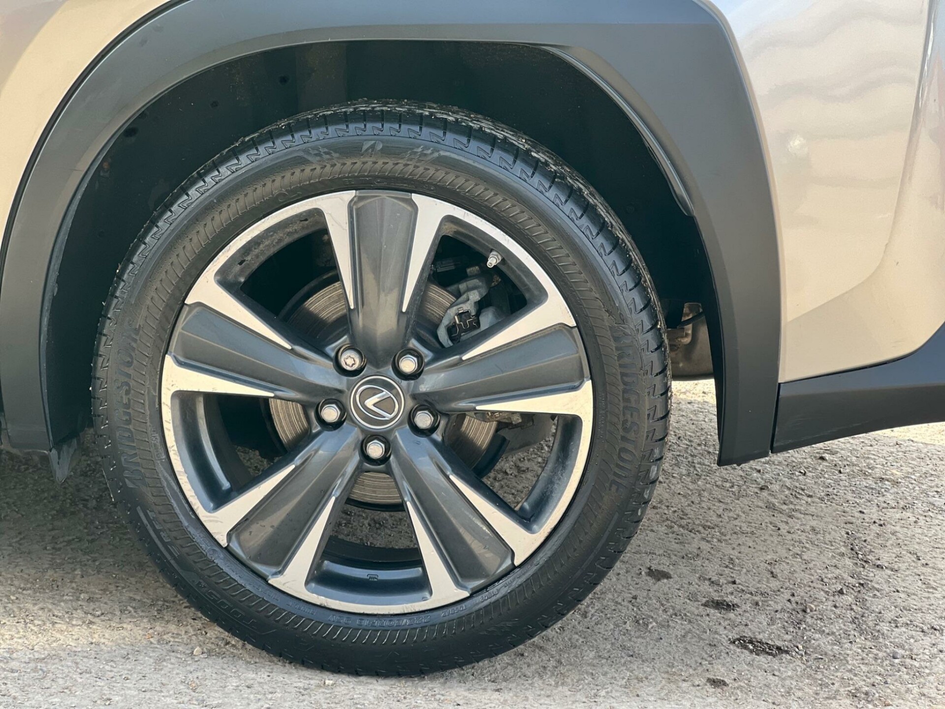 Lexus UX
