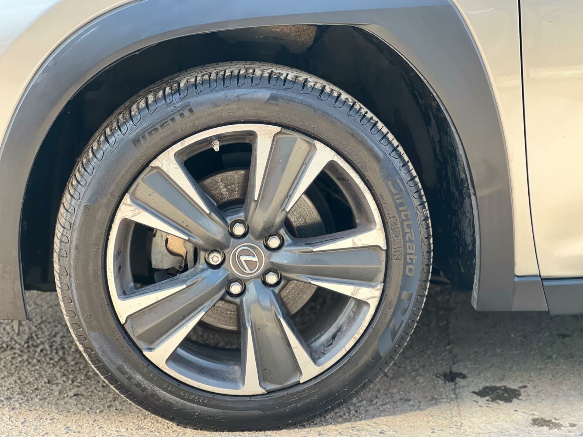 Lexus UX