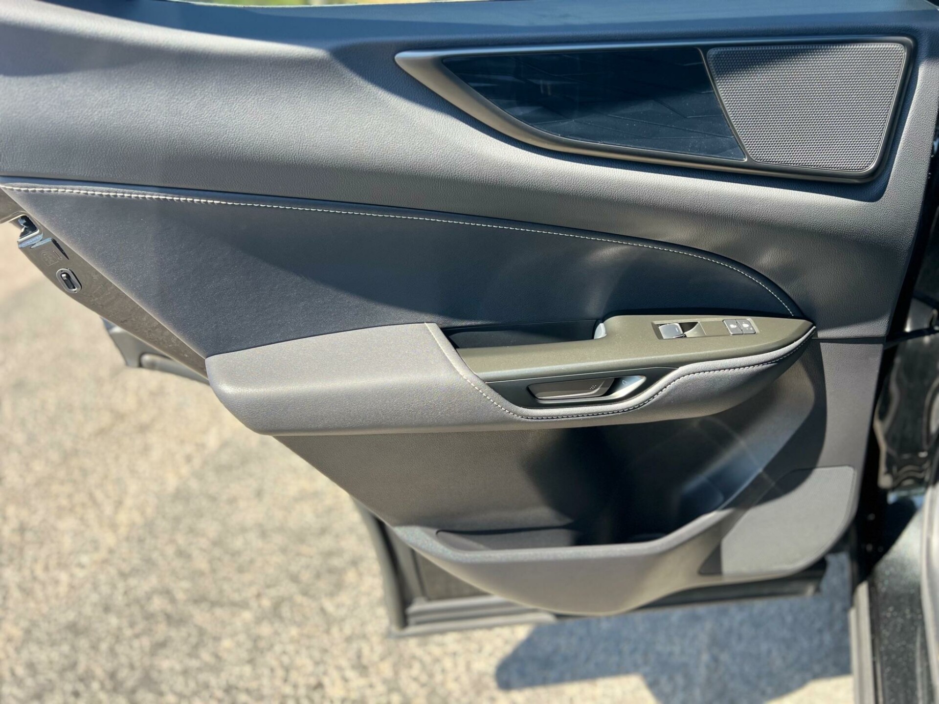 Lexus NX 300h