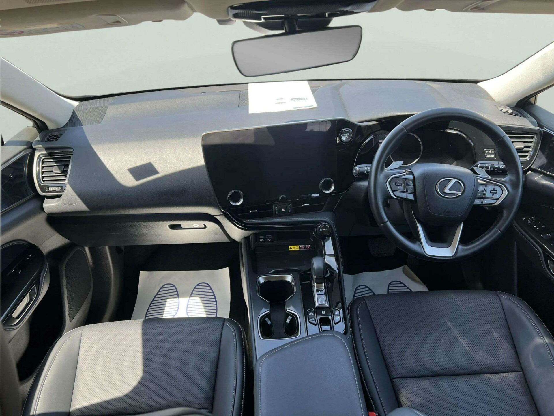 Lexus NX 300h