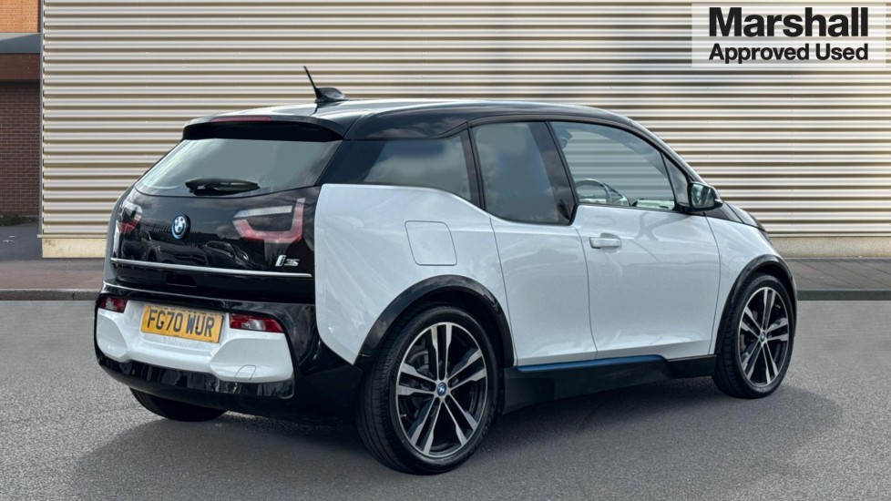 BMW i3