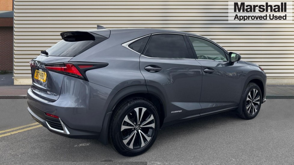 Lexus NX 300h
