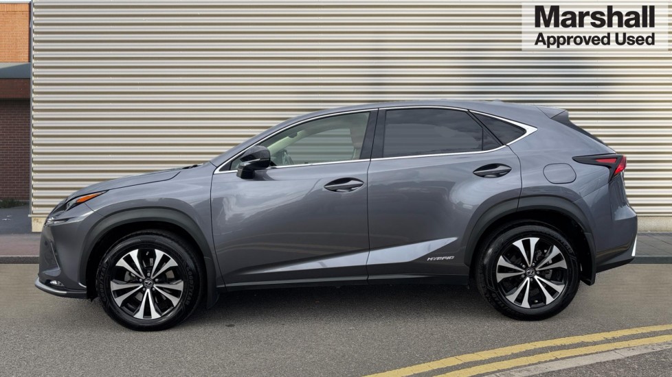 Lexus NX 300h
