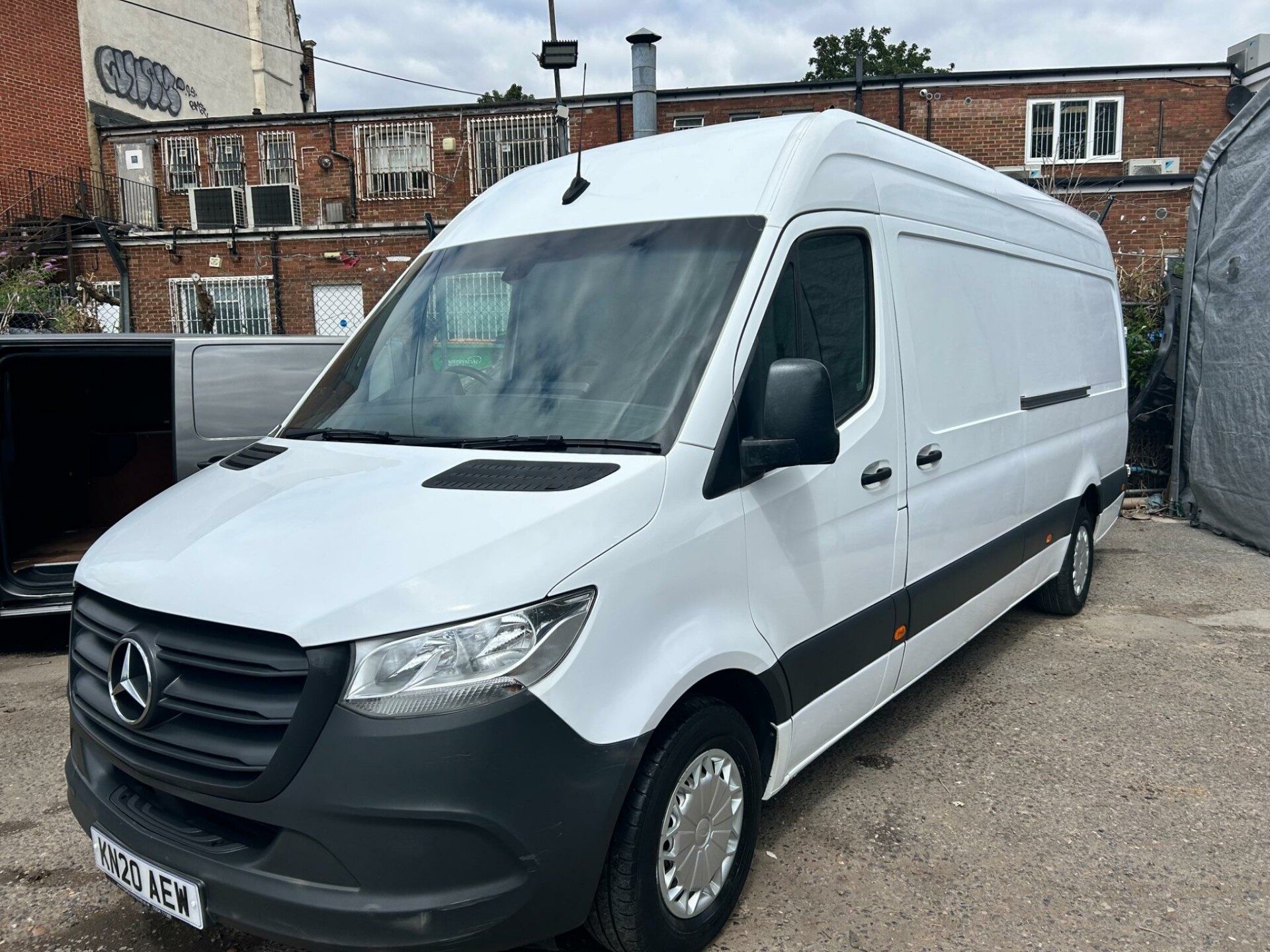 Mercedes Benz Sprinter