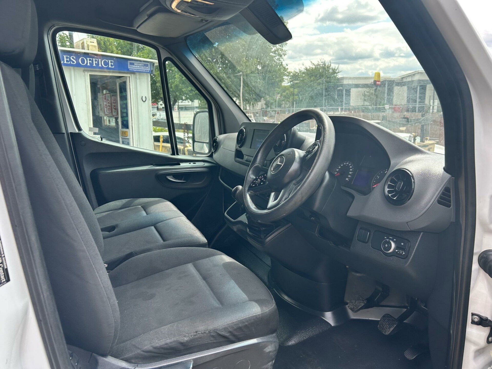 Mercedes Benz Sprinter