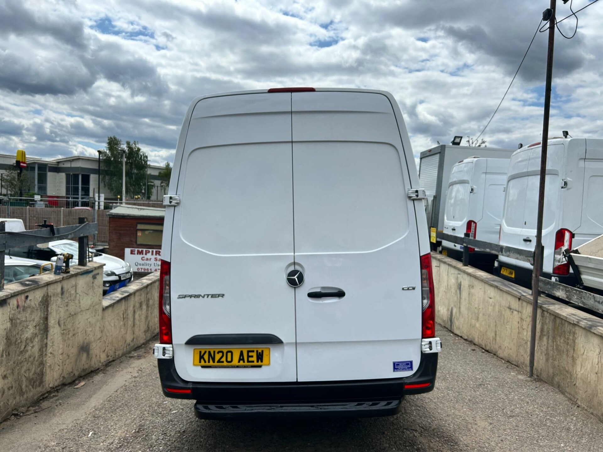 Mercedes Benz Sprinter