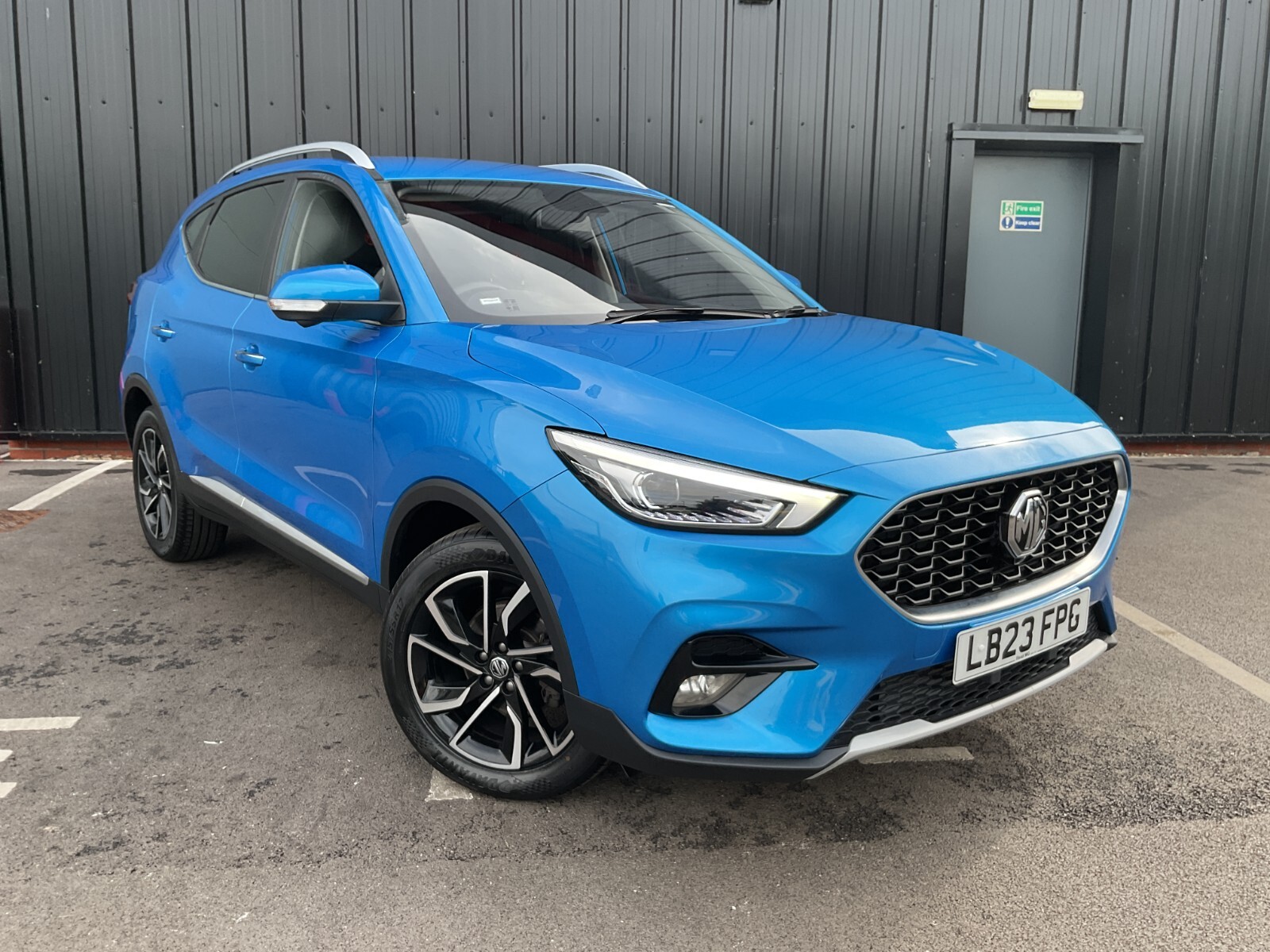 MG ZS