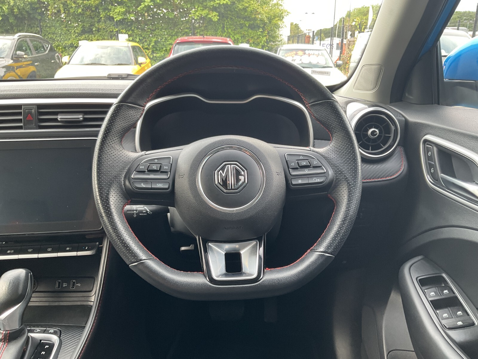 MG ZS