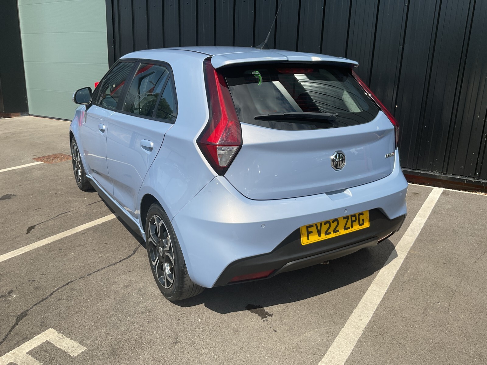 MG 3