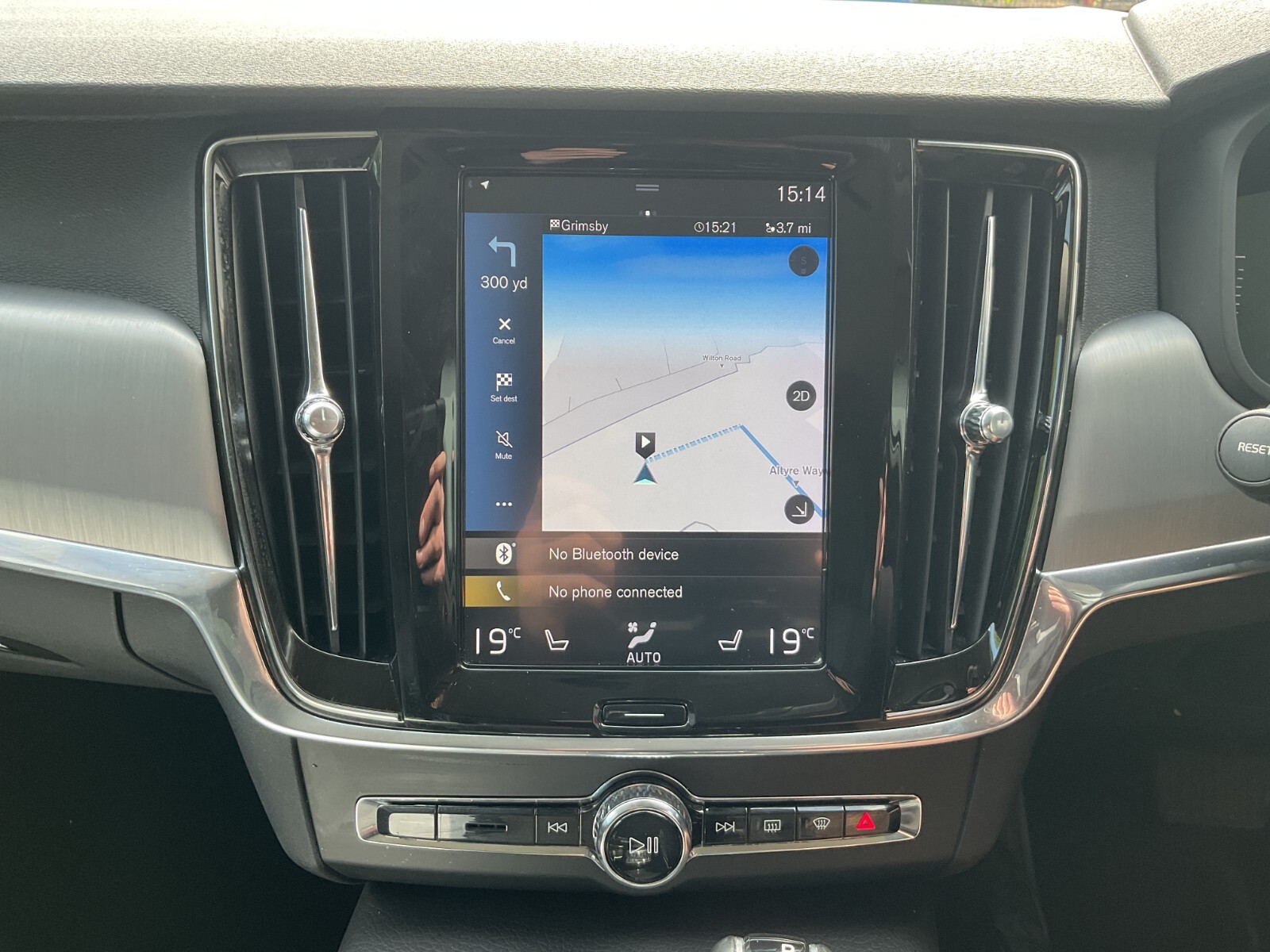 Volvo V90