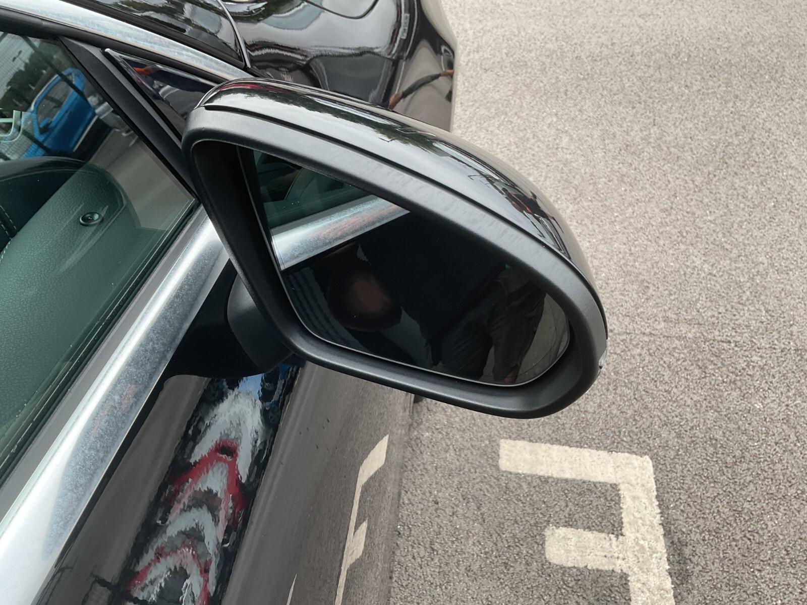 Mercedes Benz CLA