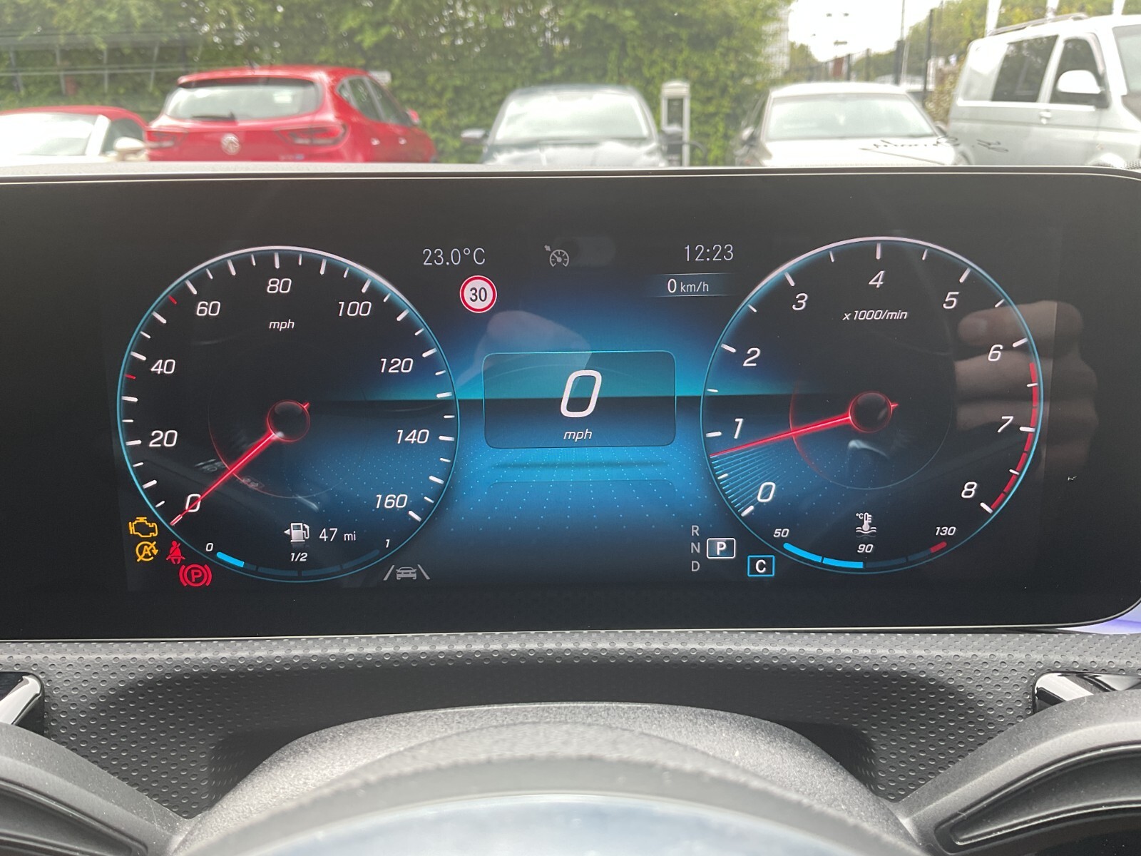 Mercedes Benz CLA