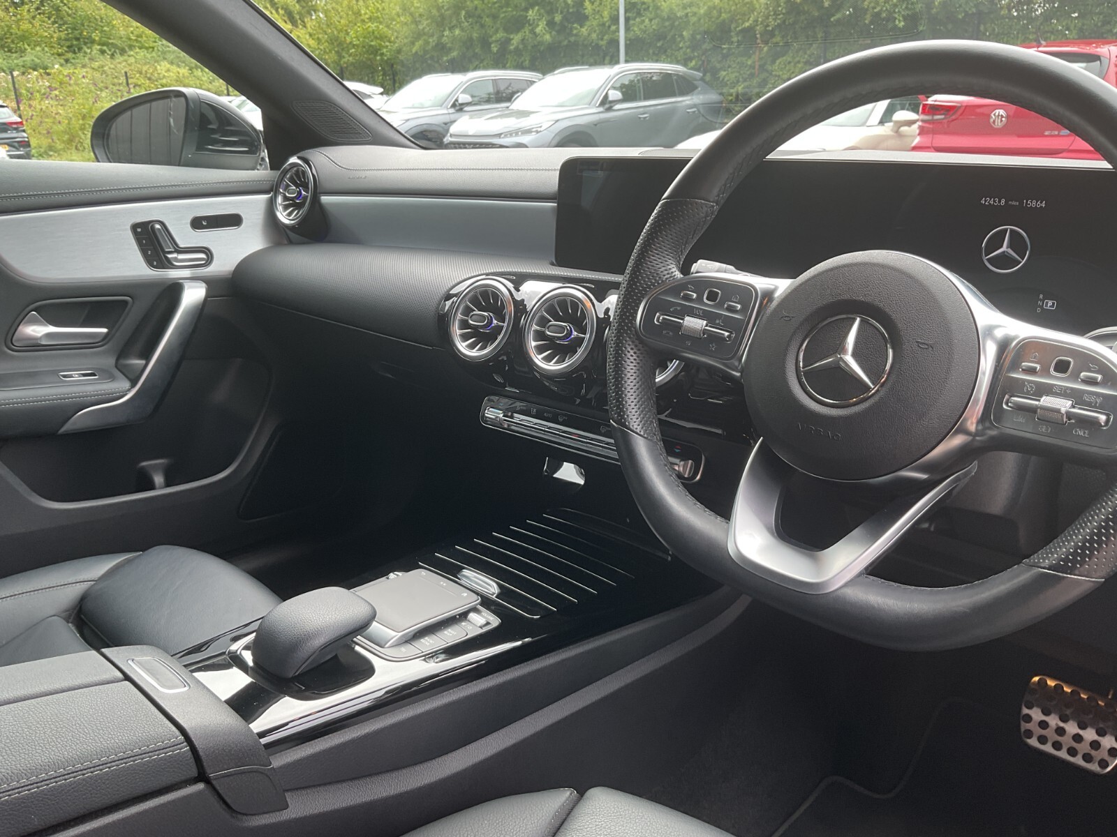 Mercedes Benz CLA