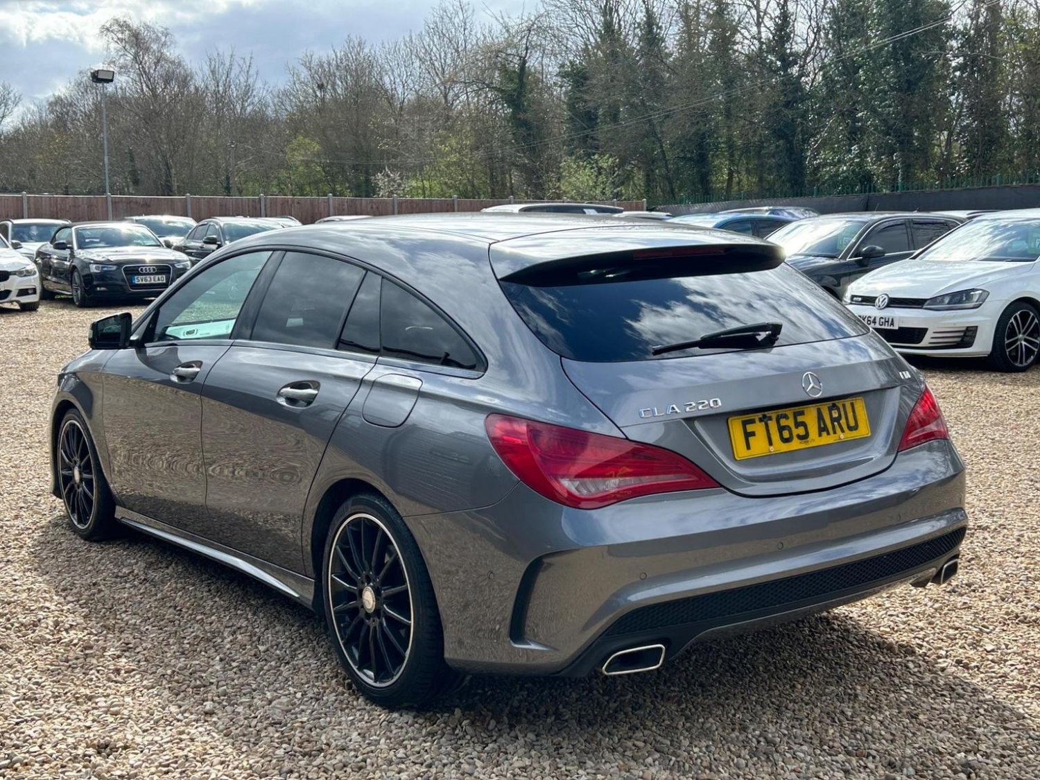 Mercedes Benz CLA