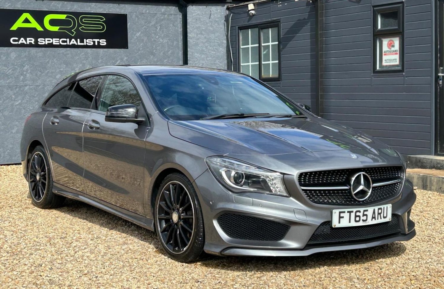 Mercedes Benz CLA