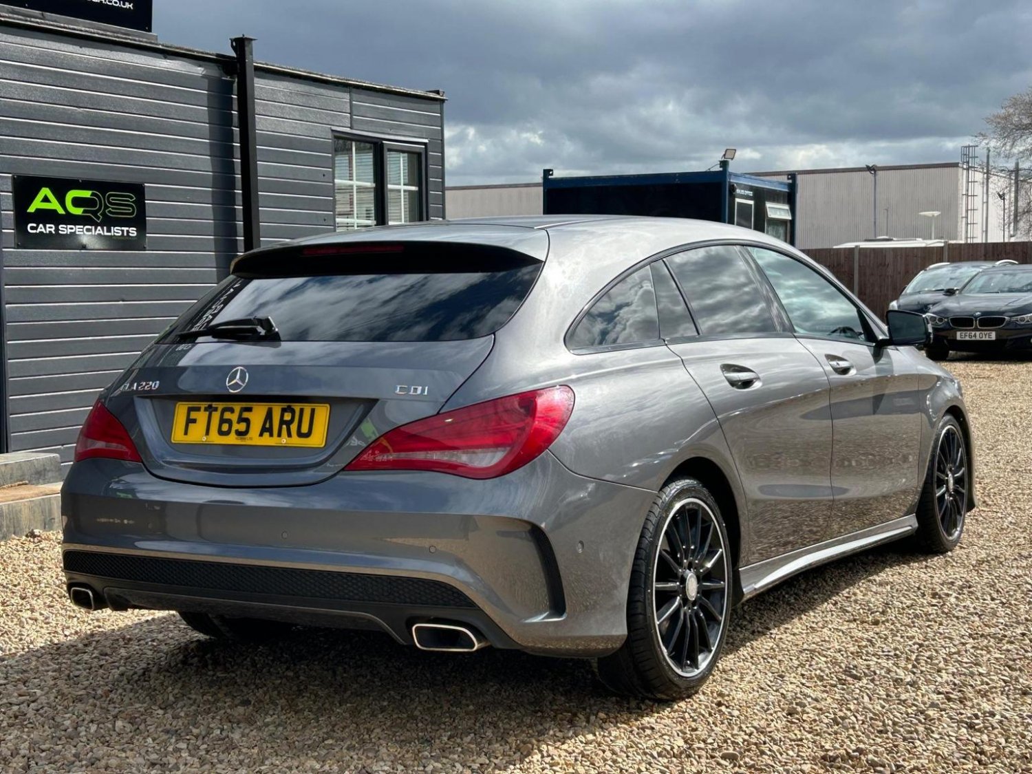 Mercedes Benz CLA