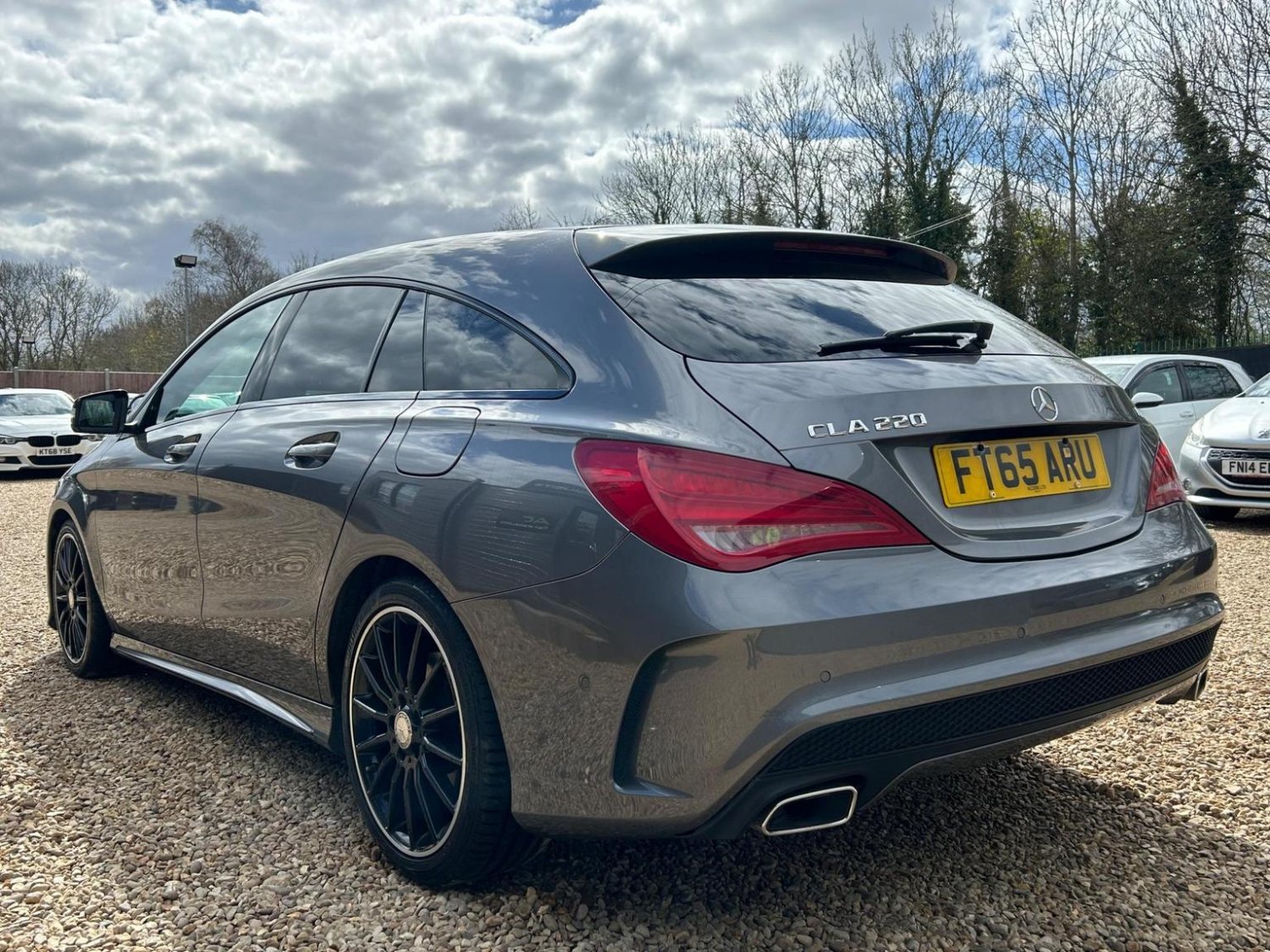Mercedes Benz CLA