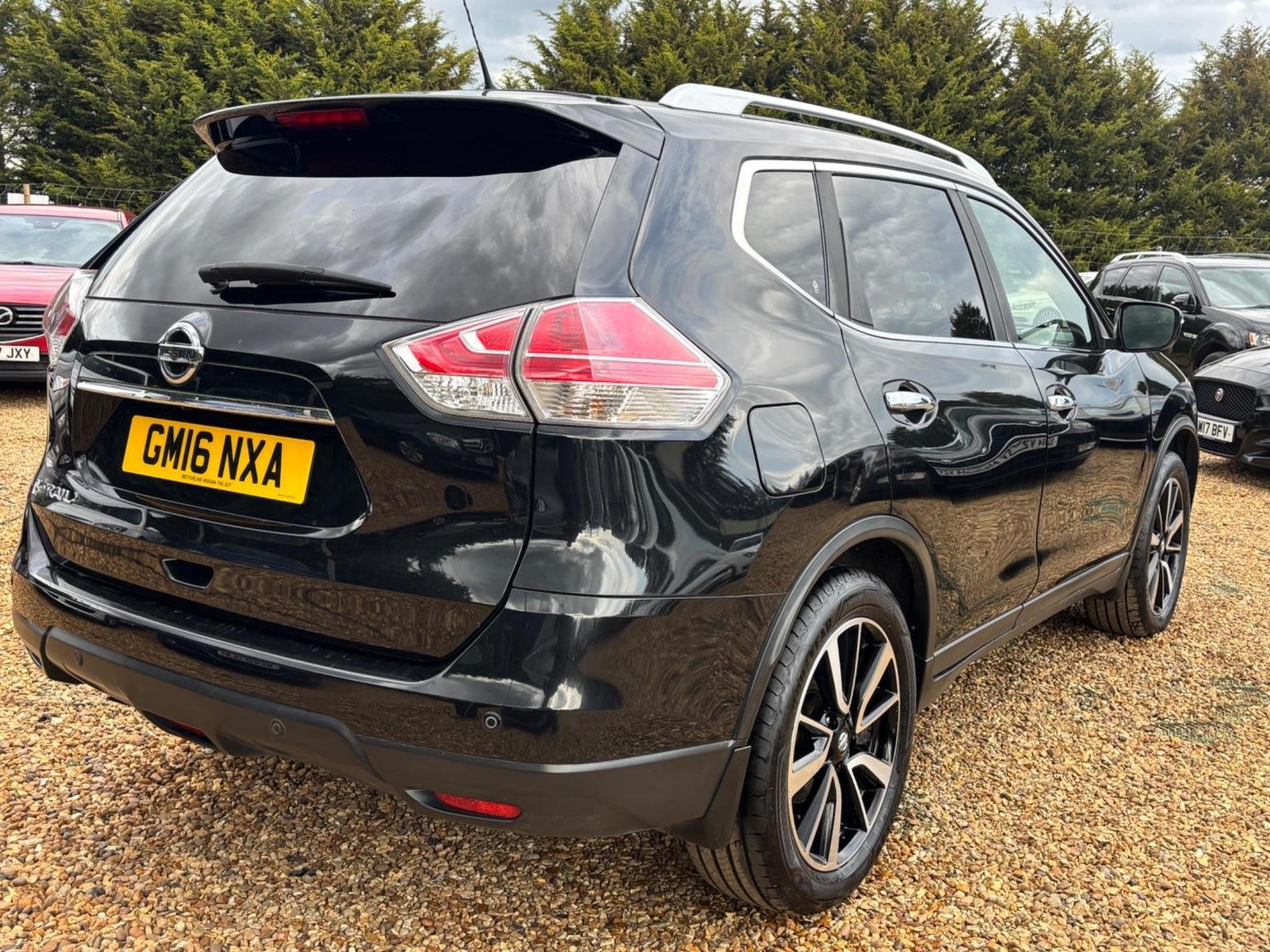 Nissan X Trail