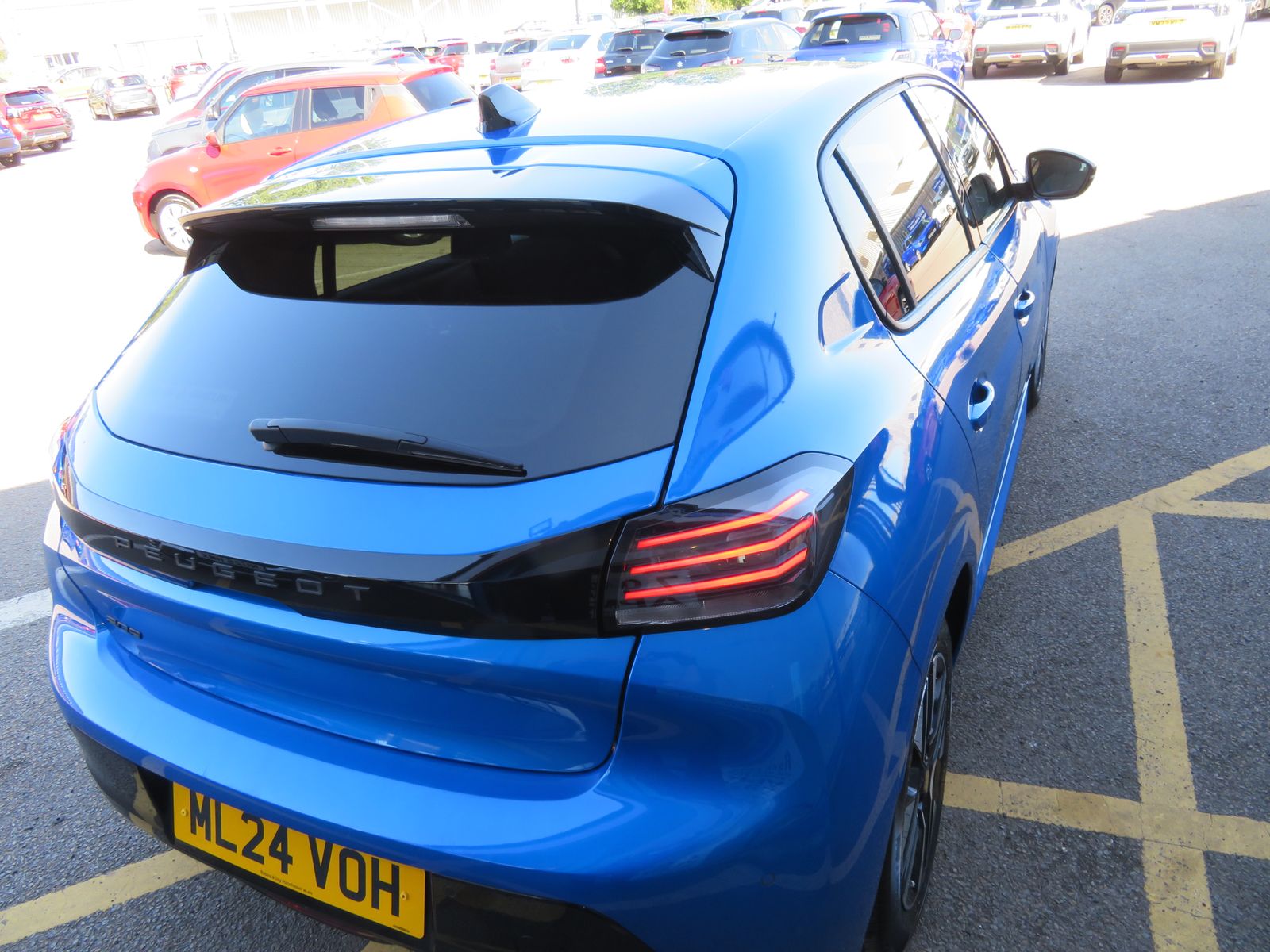Peugeot 208