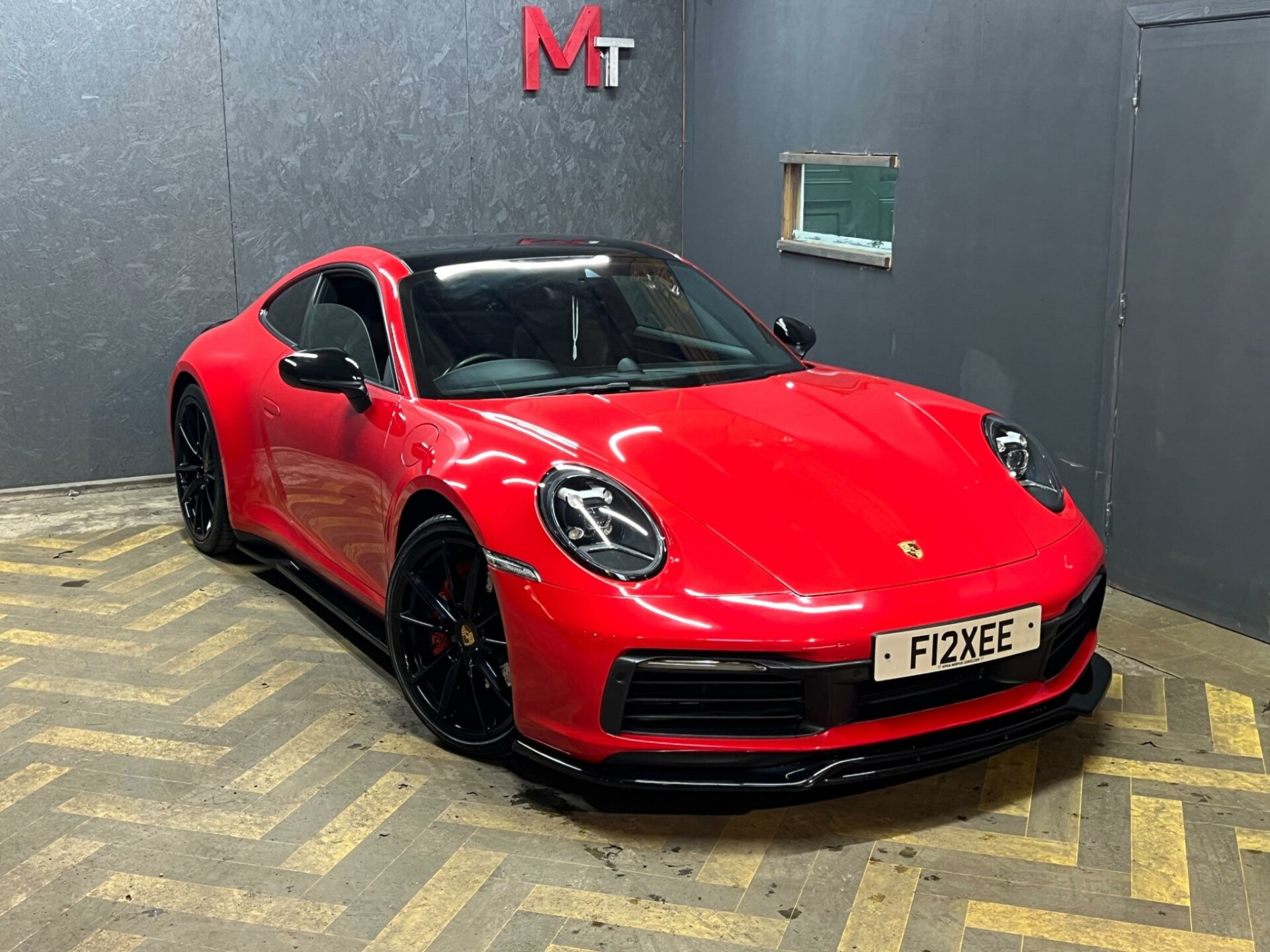 Porsche 911