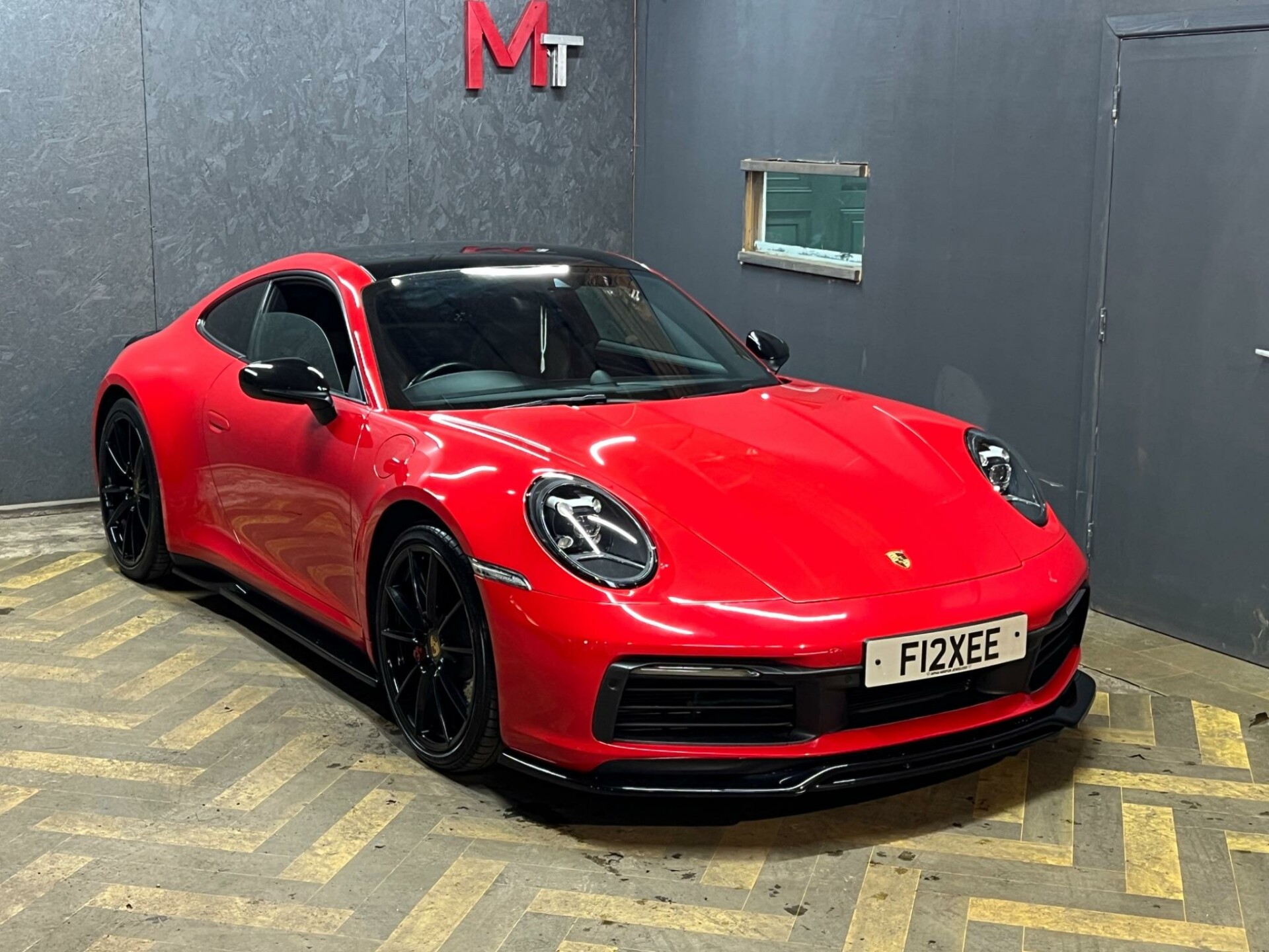 Porsche 911