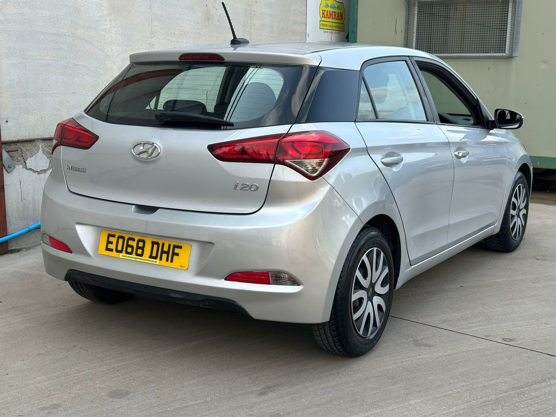 Hyundai i20