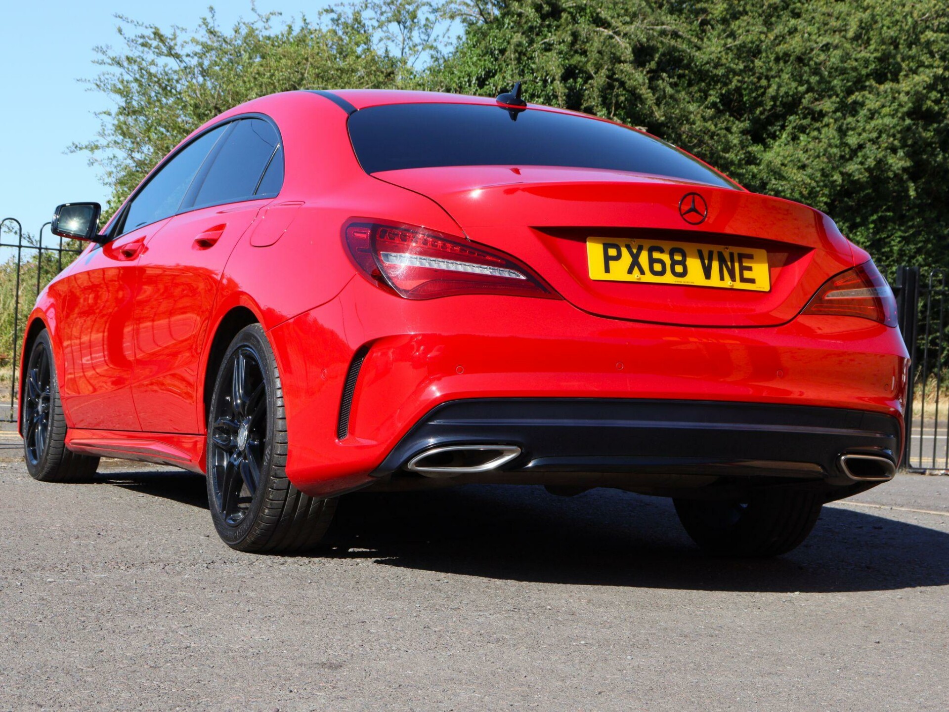 Mercedes Benz CLA