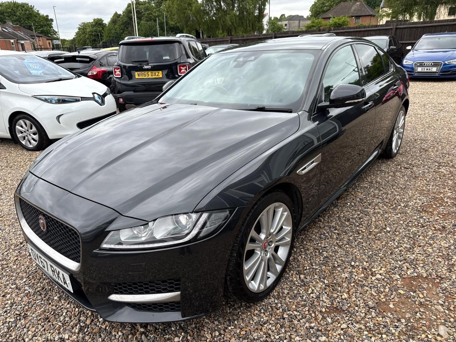 Jaguar XF