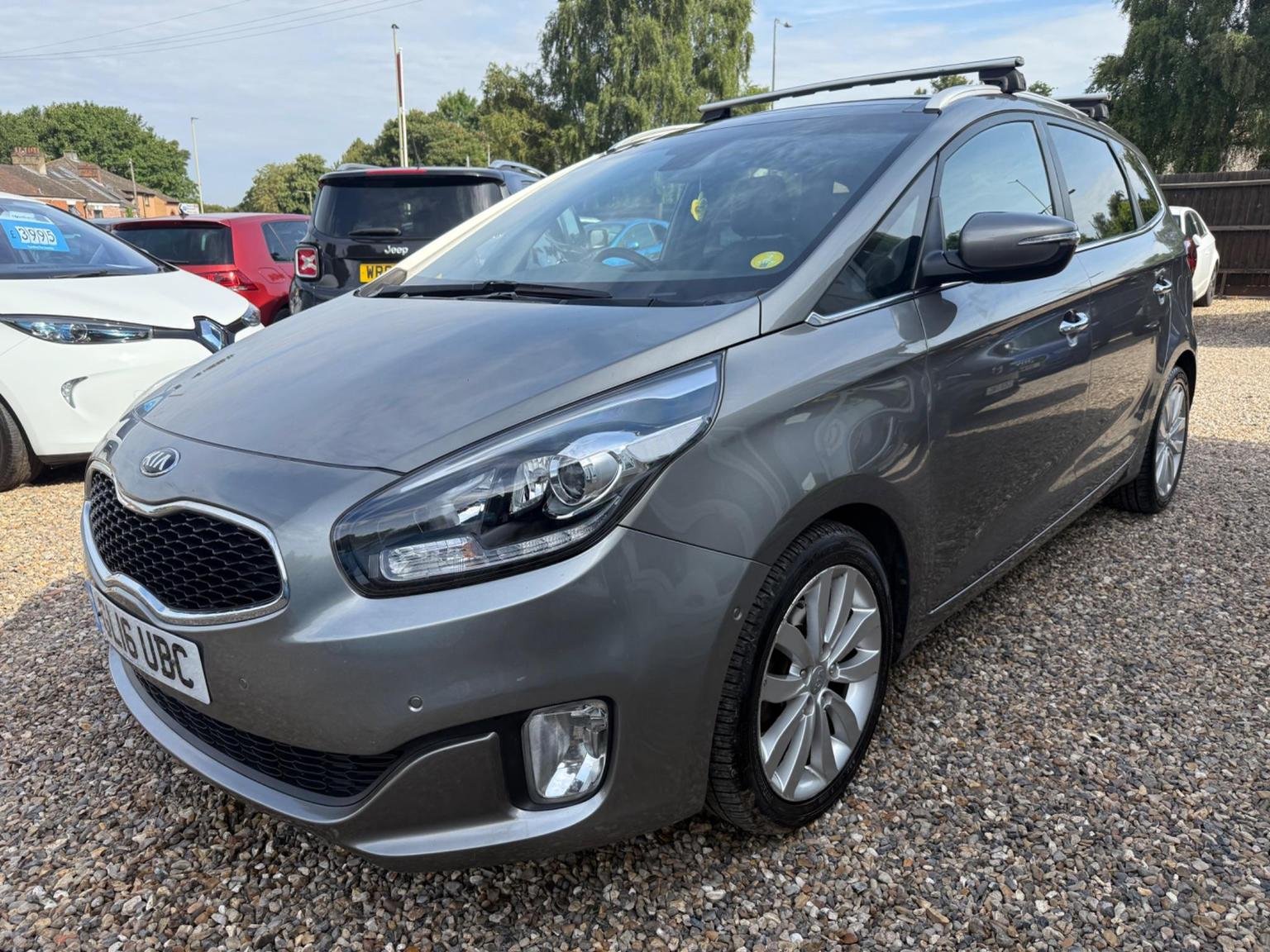 Kia Carens