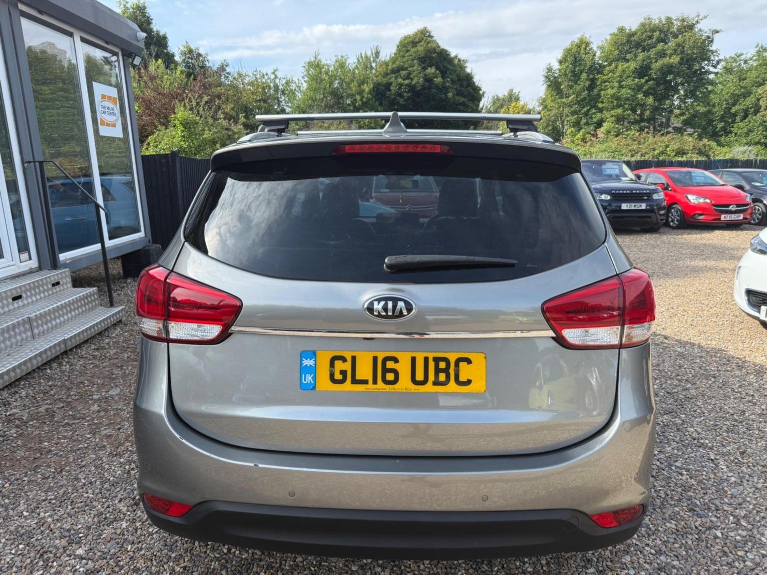 Kia Carens