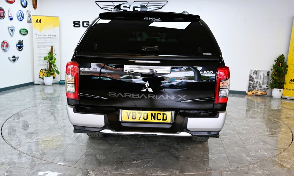 Mitsubishi L200