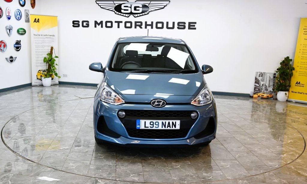 Hyundai i10
