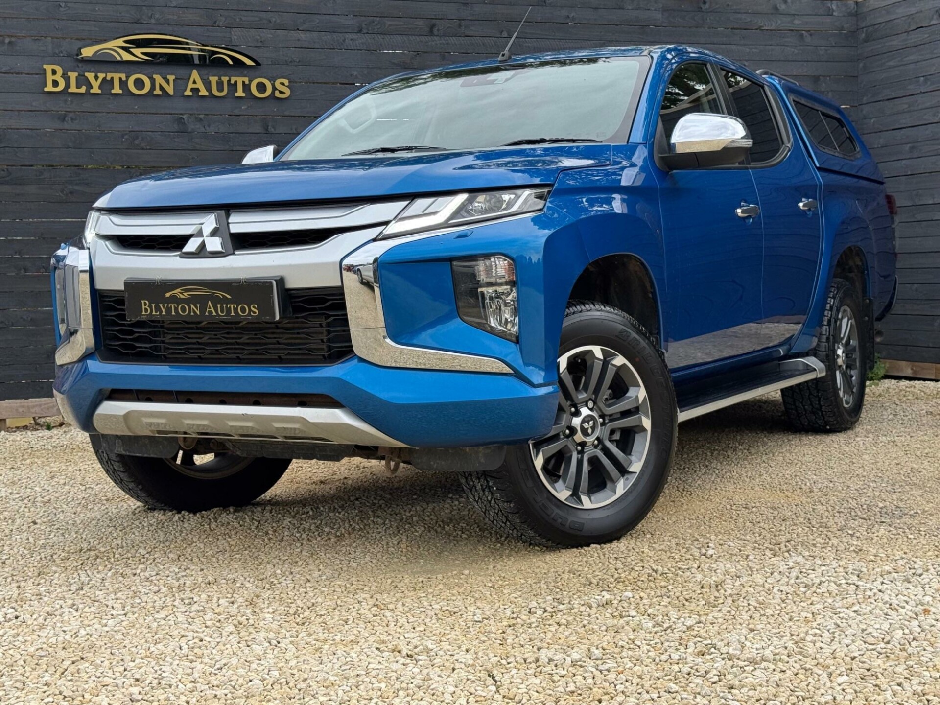 Mitsubishi L200