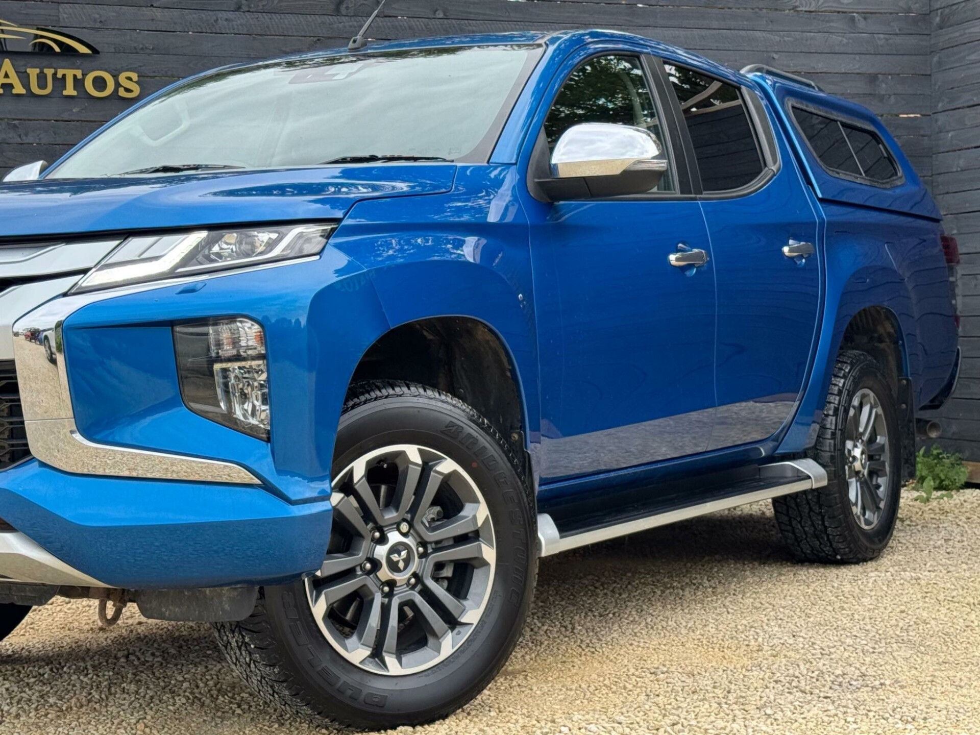 Mitsubishi L200