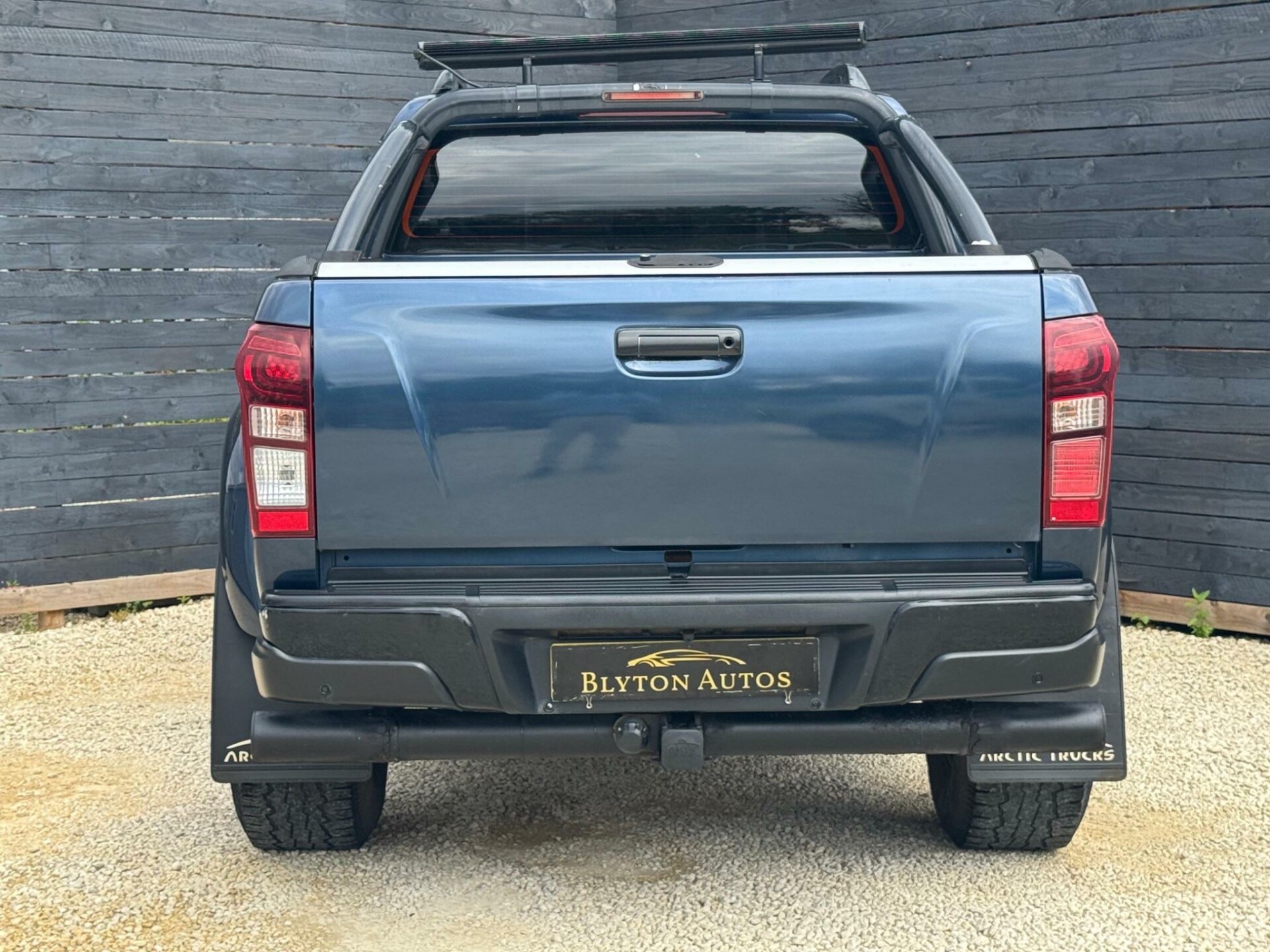 Isuzu D Max