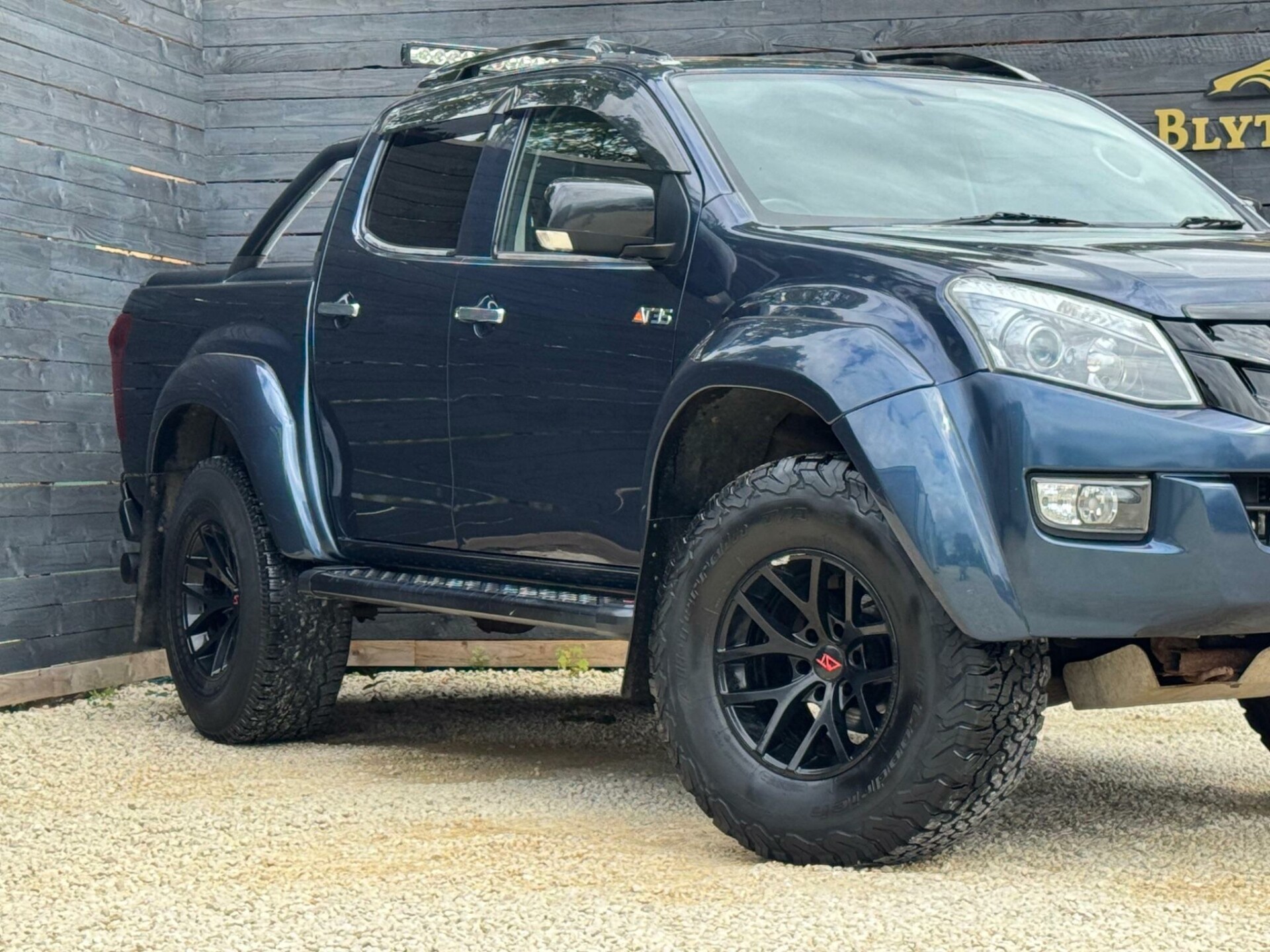 Isuzu D Max
