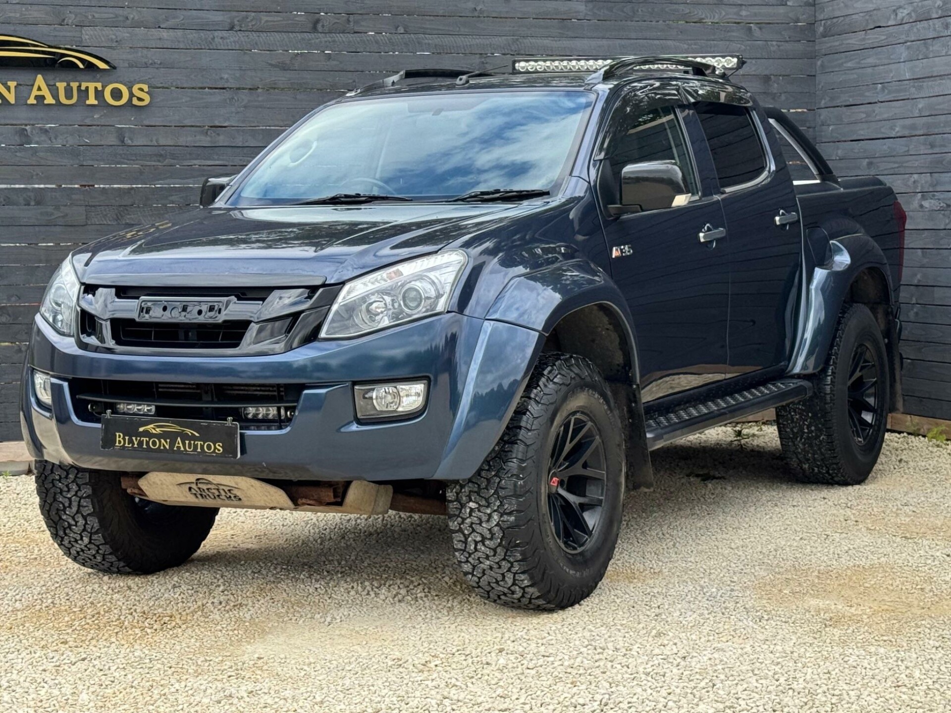 Isuzu D Max