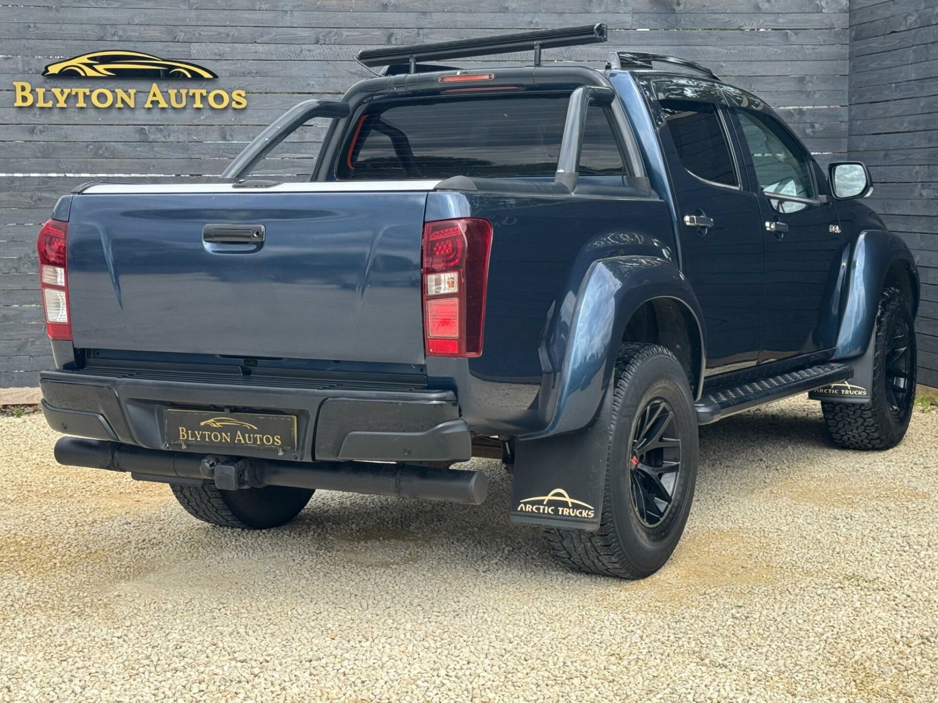 Isuzu D Max