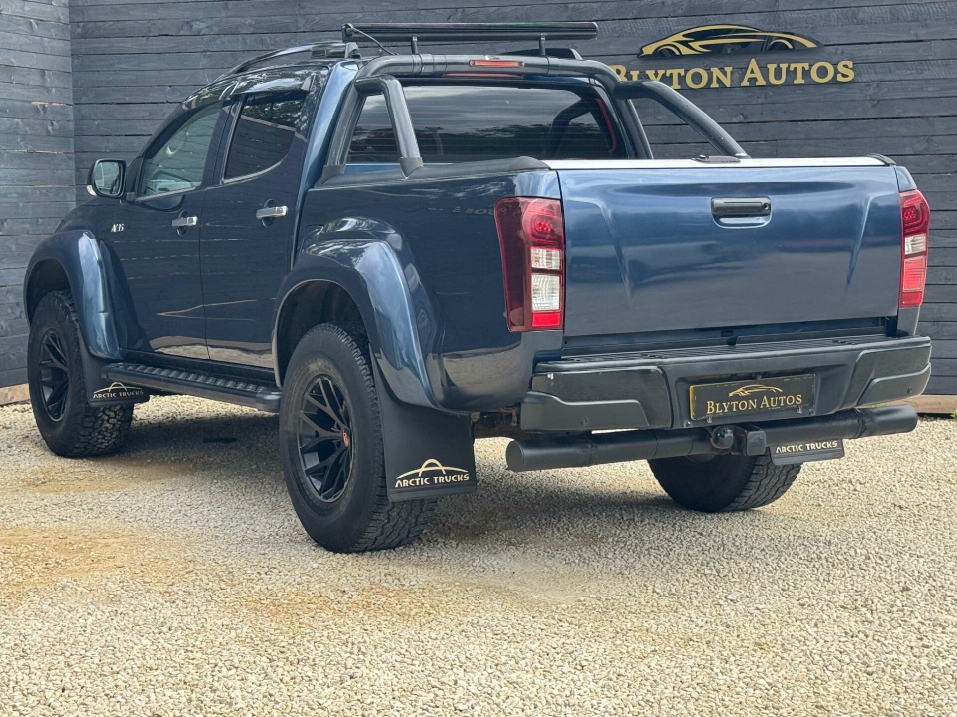 Isuzu D Max