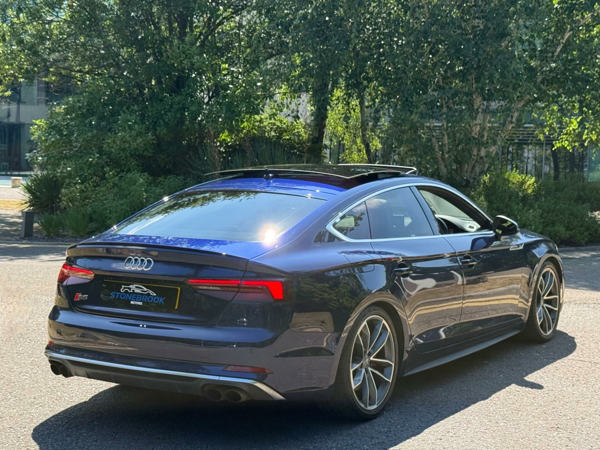 Audi S5