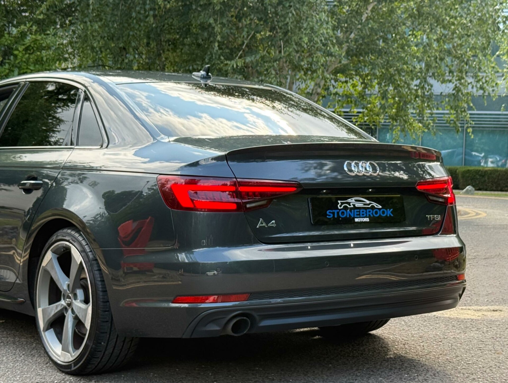 Audi A4