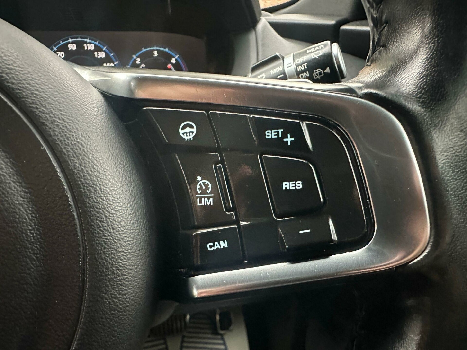 Jaguar F Pace