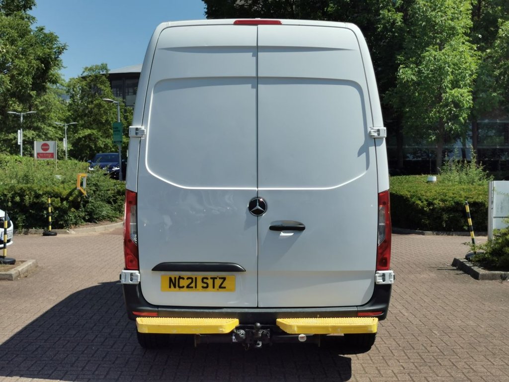 Mercedes Benz Sprinter