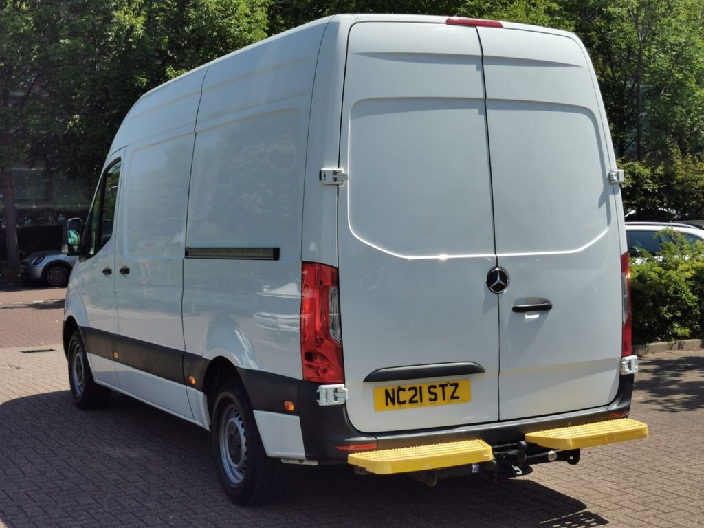 Mercedes Benz Sprinter