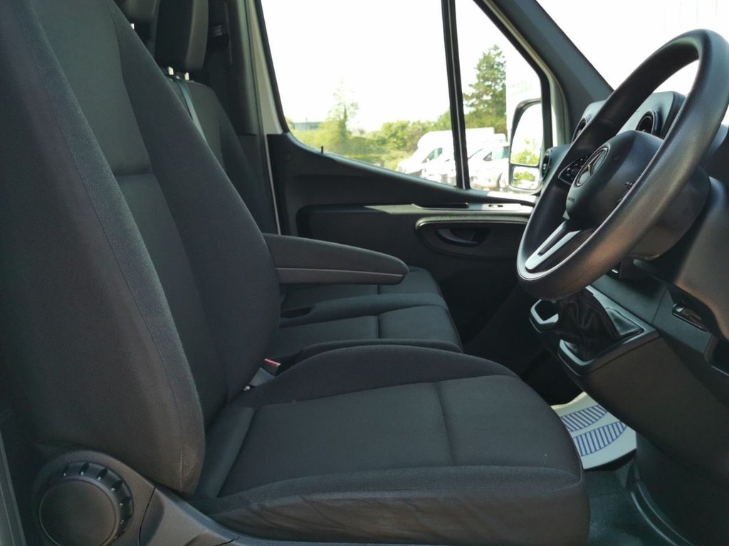 Mercedes Benz Sprinter
