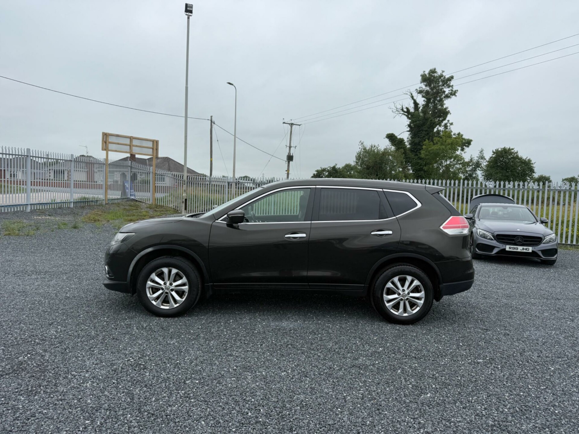 Nissan X Trail